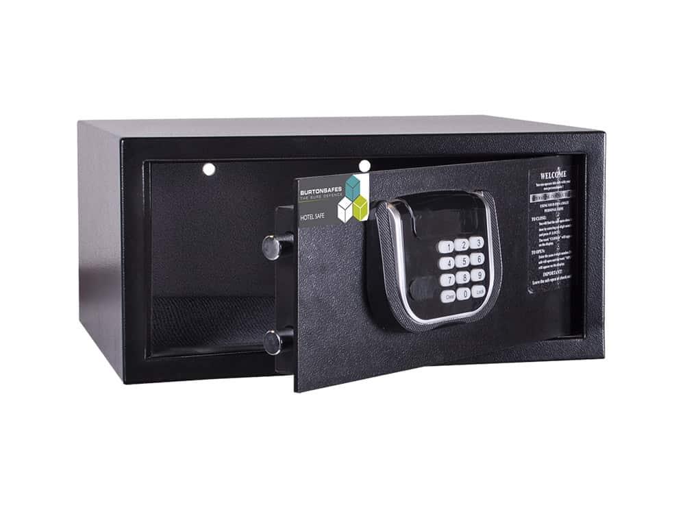 Primo Hotel - Safe Fortress
