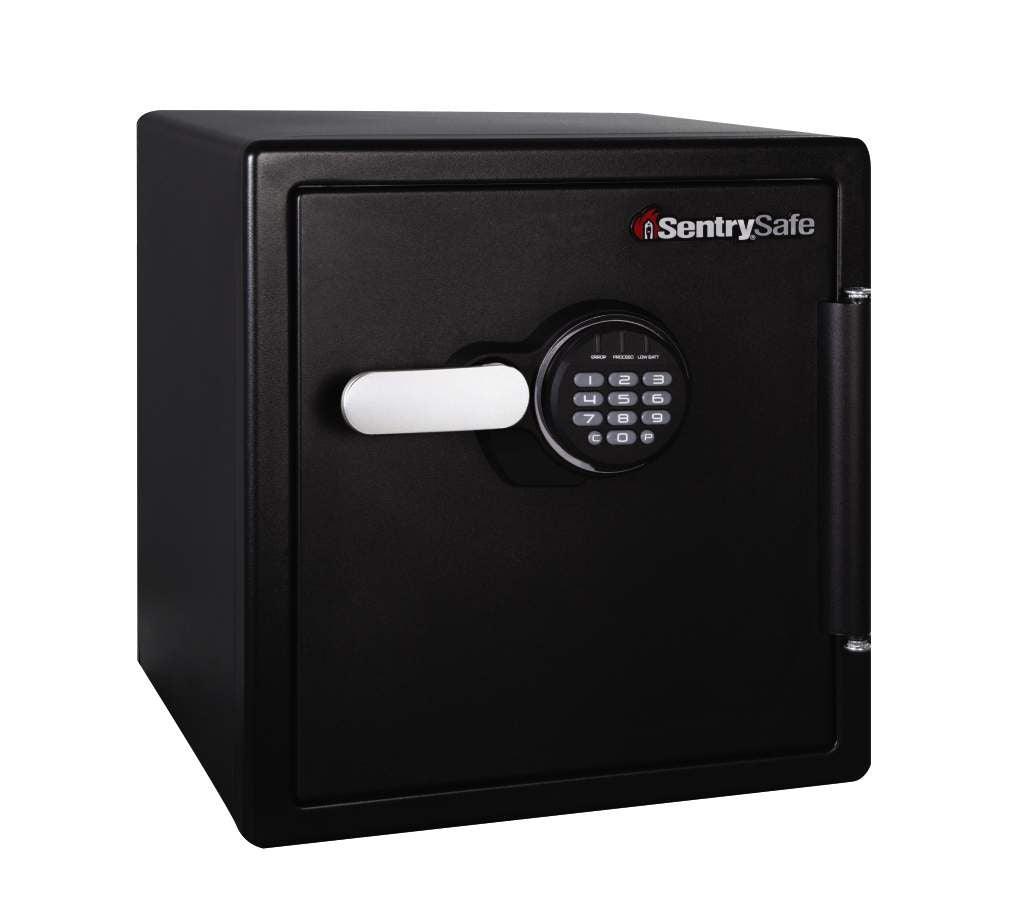 Sentry Safe Fire and Waterproof SFW123FTC - Safe Fortress